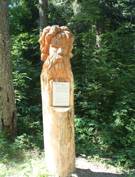 Le sentier des Maîtres du mont Déserté