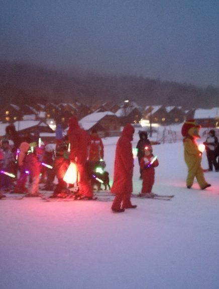 Descente aux flambeaux des enfants